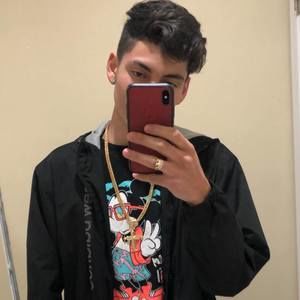 Meet your Posher, Josue